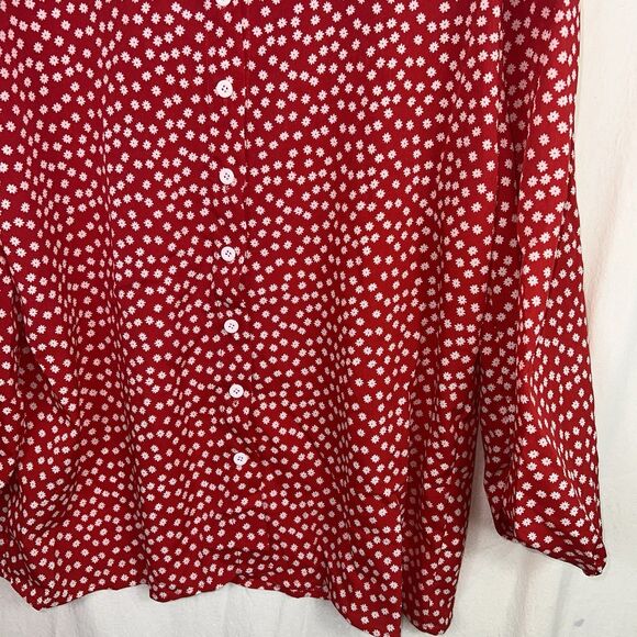 New Women’s Red & White Floral Button-Up Blouse Size 2XL Lightweight Casual - Picture 5 of 9